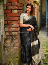 Exquisite rich look heavy banarasi black saree